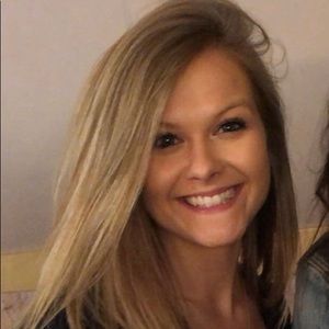 Meet your Posher, Mackenzie